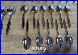 43 pcs DRIFTWOOD Community Oneida Stainless Includes Serving Pieces