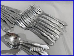 44 Piece Set 1881 ROGERS STAINLESS ONEIDA FLATWARE LIGHTLY USED TWILIGHT