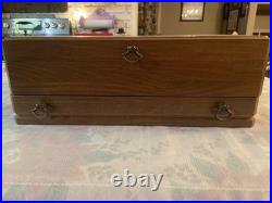 45 Pc Vtg Oneida Cube Golden Damask Rose 9 Settings Stainless Flatware Wood box