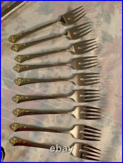 45 Pc Vtg Oneida Cube Golden Damask Rose 9 Settings Stainless Flatware Wood box