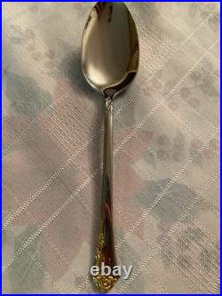 45 Pc Vtg Oneida Cube Golden Damask Rose 9 Settings Stainless Flatware Wood box