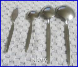 49 pc Oneida Community FROSTFIRE SATIN Stainless Flatware