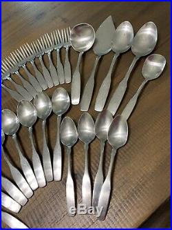 51 Pc Set Oneida Community Stainless Paul Revere Pattern flatware silverware