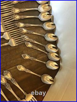 (52Pc) ONEIDA WORDSWORTH Stainless Flatware Service for 8 -1 + 5 Serving pieces