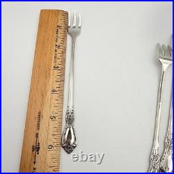 56 Pcs Oneida Distinction Deluxe HH Stainless Including 8 SERVING PIECES