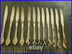 61 Pc. Set Oneida Tribeca Stainless Flatware, Beautiful 61 Pc. Set Oneida Tribeca Stainless Flatware, Beautiful