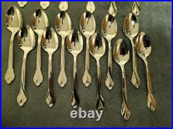 61 Pc. Set Oneida Tribeca Stainless Flatware, Beautiful