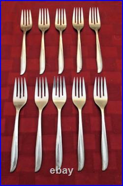 63 Pieces Oneida Twin Star Community Stainless Flatware MULTIPLE SERVING PIECES