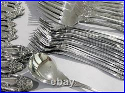64 pcs ONEIDA DISTINCTION STAINLESS FLATWARE- RAPHAEL PATTERN UNUSED