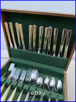 65 Pc Oneida 18/10 Stainless/gold trimmed Flatware Set in wood box