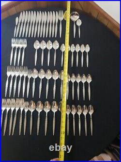 65 Pc Set Community Venetia By Oneida Silver Stainless Flatware Silverware