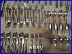 66 pcs Oneida Community Stainless PAUL REVERE Forks, Spoons, Knives, Serving Pcs 66 pcs Oneida Community Stainless PAUL REVERE Forks, Spoons, Knives, Serving Pcs