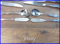 67 Pieces Rogers 1881 Stainless Oneida ltd Twilight Flatware Service for 12 +