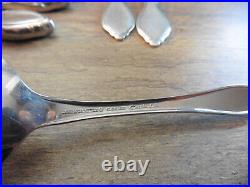 67 Pieces Rogers 1881 Stainless Oneida ltd Twilight Flatware Service for 12 +