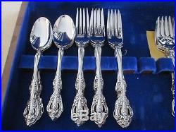 68Oneida Stainless Steel Flatware Svc for 12 withChest Michelangelo Cube Mark
