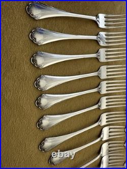 (7) 4 Piece Settings (withteaspoons) +serv ONEIDA Falkirk Stainless Steel Flatware