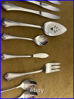 (7) 4 Piece Settings (withteaspoons) +serv ONEIDA Falkirk Stainless Steel Flatware