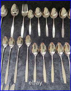 71 Pc Vintage Oneida LTD Stainless Flatware Set USA Silverware Lot