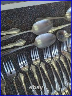 72 Pc Oneida Craft Chateau Stainless Steel Flatware Set