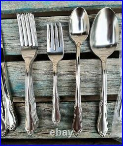 72 Pcs Oneida HOMESTEAD Simeon L & George H Rogers Co Stainless Flatware Set