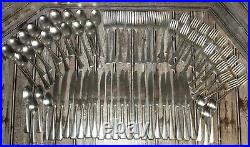 72 piece MAESTRO by S S S Oneida 18/8 Stainless Flatware Set. LOOK! READ