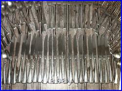 72 piece MAESTRO by S S S Oneida 18/8 Stainless Flatware Set. LOOK! READ