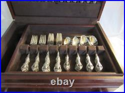 73 Pieces Oneida Michelangelo Stainless Steel Flatware With 13 Serving Pieces