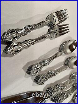 77 Cube Oneida Michelangelo Stainless Flatware Service for 11 Serving Spoon Nice