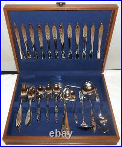 79 pc Oneida Community My Rose Stainless Flatware Set Chest withServing Pcs. NICE