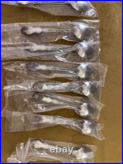 (8) Oneida DOVER TEASPOONS Heirloom Cube Stainless Flatware Glossy