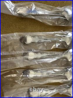 (8) Oneida DOVER TEASPOONS Heirloom Cube Stainless Flatware Glossy