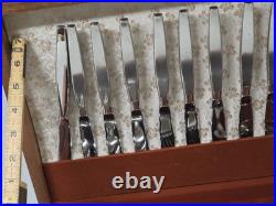 80 Pc FROSTFIRE by Oneida Community WithOriginal Case 1960s Original Flatware