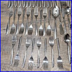 82 Pieces Oneida Twin Star Community Stainless Flatware MULTIPLE SERVING 8 Place 82 Pieces Oneida Twin Star Community Stainless Flatware MULTIPLE SERVING 8 Place