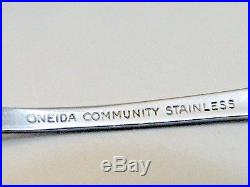 82pc Oneida Community Stainless Patrick Henry Flatware Set