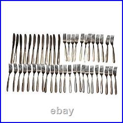 84 Oneida Peninsula Castle Jordan Stainless Steel Flatware set