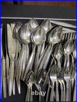 85 pc set Oneida Community Stainless Venetia Venezia Flatware