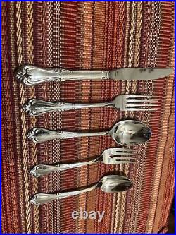 89 Pc Oneida Sutton Place Stainless Flatware Service For 14+ 14 Extra Teaspoons