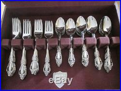 94 Pcs Oneida Distinction Deluxe HH Stainless Flatware Raphael in Wood Chest