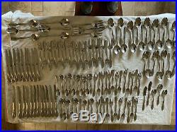 Axis Oneida USA Stainless Flatware 122 pieces, place settings & serving pcs VG++