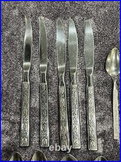 Capri (Stainless) by Oneida Silver (21) Pieces