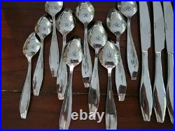 Comet by Oneida Stainless 18/0 Glossy -Set of 29 Knives, Forks, Spoons +