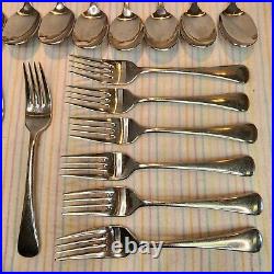 Discontinued Oneida 18/10 Stainless Chandler 40pc Flatware Forks Knives Spoons