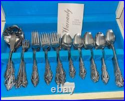Distinction Deluxe HH Stainless Flatware by Oneida 97 Piece WithServing&Case