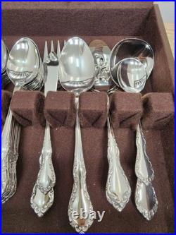 Distinction Deluxe Stainless by Oneida HH Flatware 93 Pieces