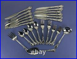 Distinction Deluxe Stainless by Oneida HH Kennett Square 63 Piece Flatware Set