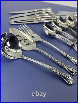 Distinction Deluxe Stainless by Oneida HH Kennett Square 63 Piece Flatware Set