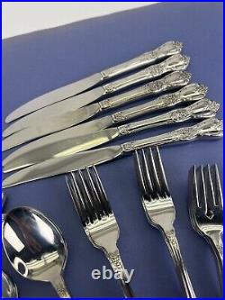 Distinction Deluxe Stainless by Oneida HH Kennett Square 63 Piece Flatware Set