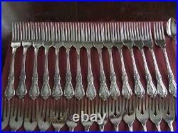 Distingtion Deluxe Stainless by Oneida HH Flatware SET of 101 Pieces NO BOX