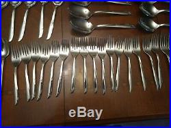 Excellent Vintage 107 Pc Oneida Community Twin Star Stainless Flatware Set NEW