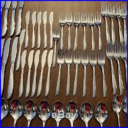 Excellent Vintage 119 Pc Oneida Community Twin Star Stainless Flatware Set